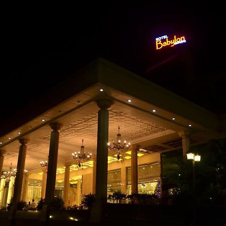 Hotel Babylon International Rāipur Exteriör bild