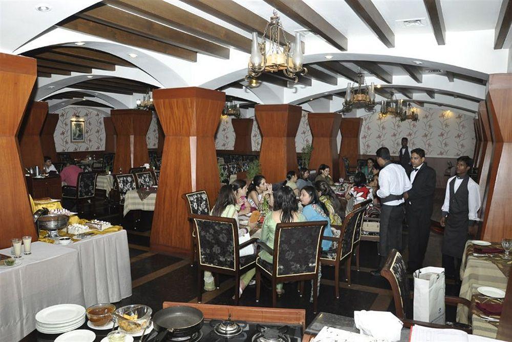 Hotel Babylon International Rāipur Exteriör bild