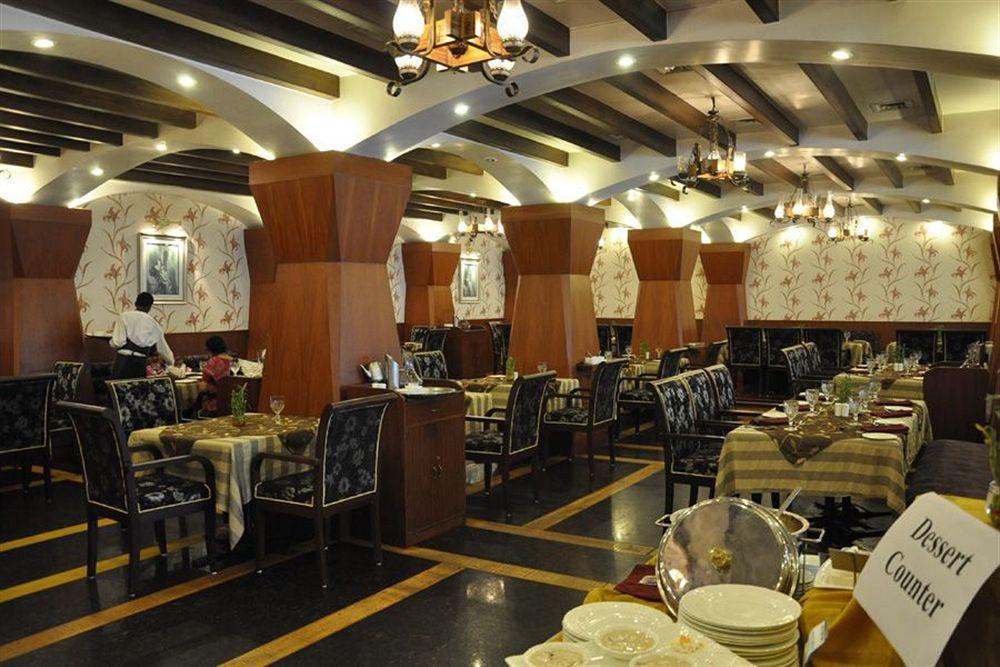 Hotel Babylon International Rāipur Exteriör bild